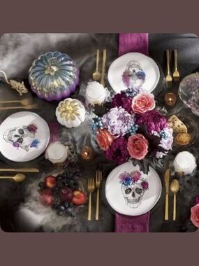 White Floral Sugar Skull Ceramic Dinner Plate with Multicolor Accents 9 inch (4)
